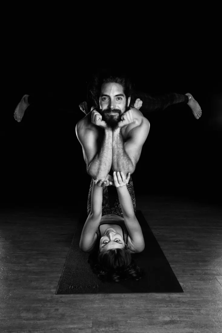 Archive image associated with “Acroyoga”, featuring Guillermo Àvalos Vilchez
