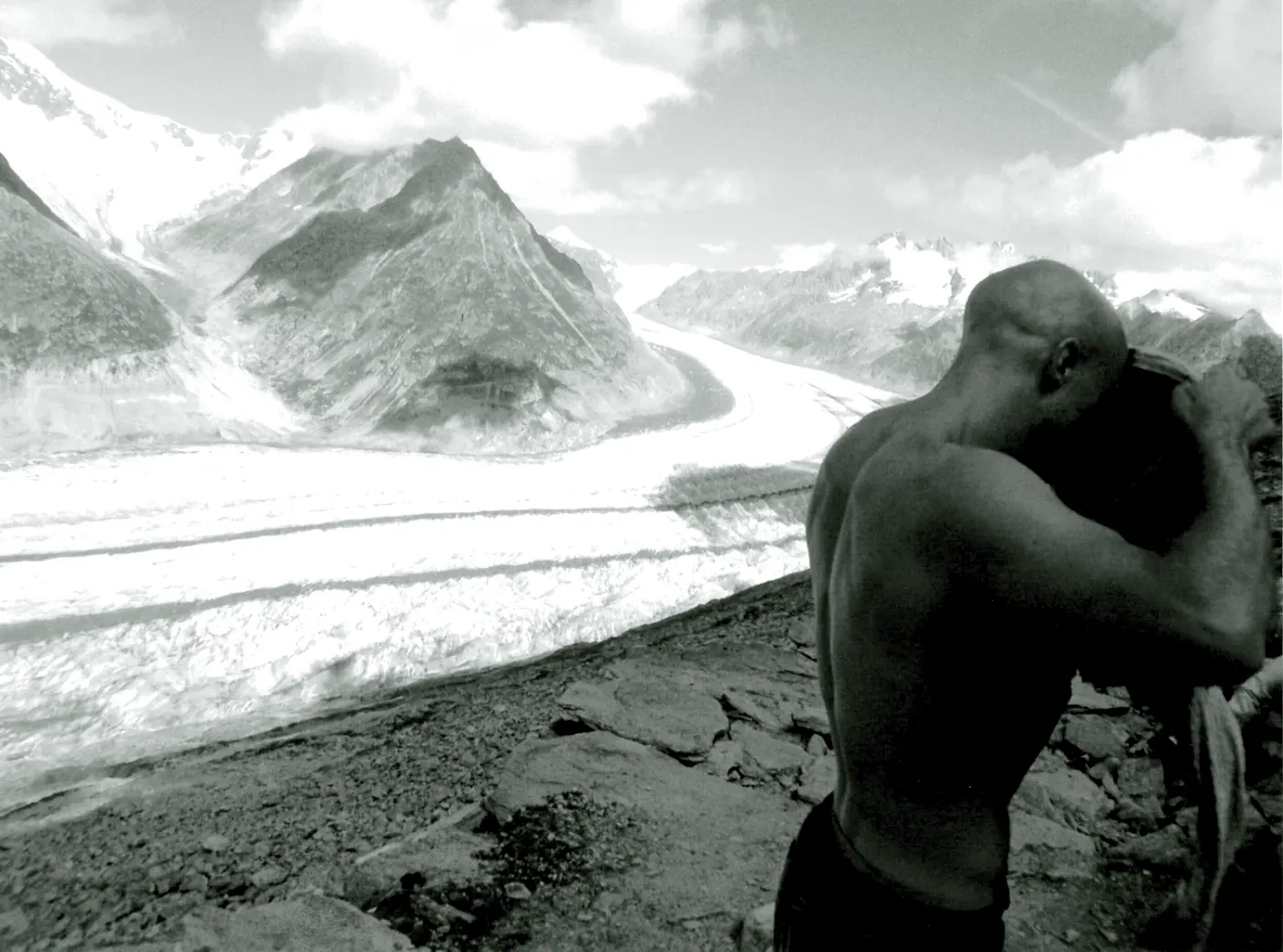 Image d’archive associée à « Open Heart: Young Spine », avec UNITY · seven-day series